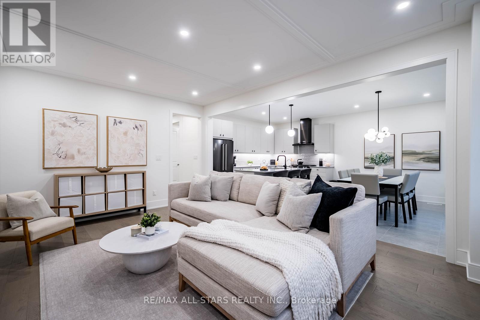 76 Boundary Boulevard, Whitchurch-Stouffville, Ontario  L4A 4W2 - Photo 15 - N12518150