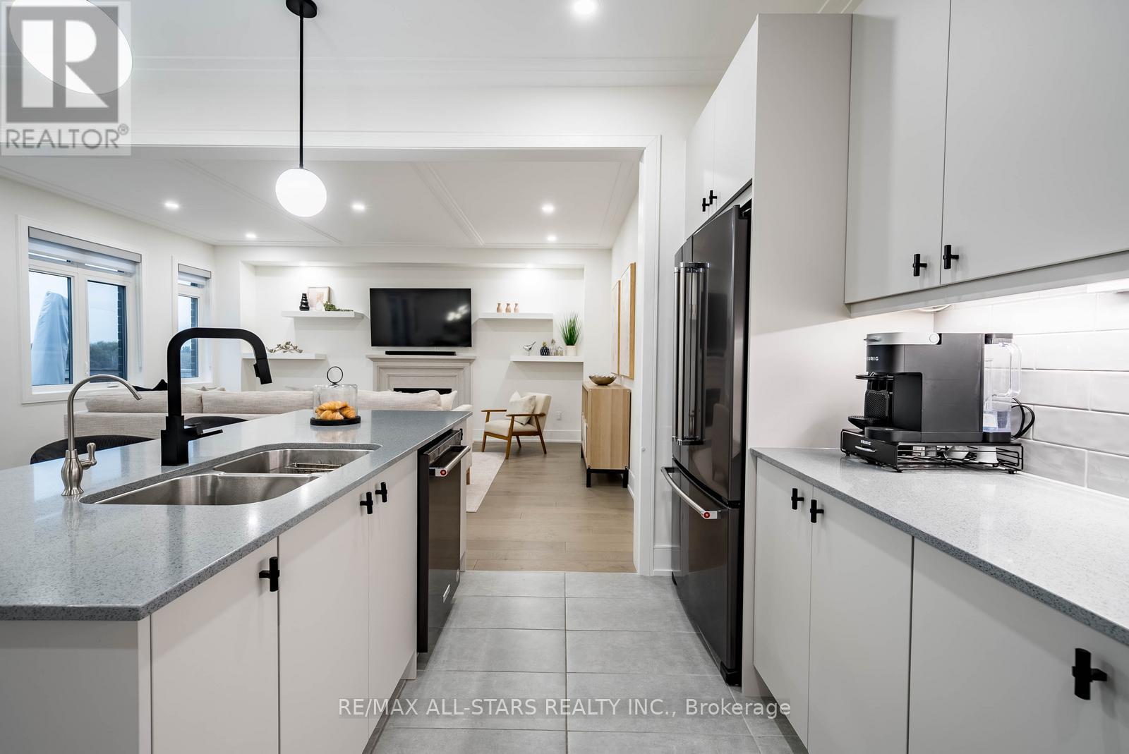 76 Boundary Boulevard, Whitchurch-Stouffville, Ontario  L4A 4W2 - Photo 18 - N12518150