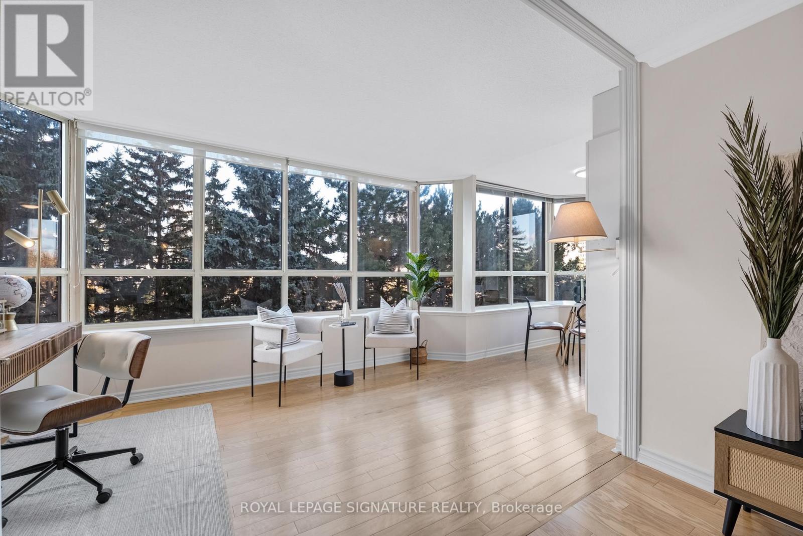 303 - 33 Weldrick Road E, Richmond Hill, Ontario  L4C 8W4 - Photo 12 - N12518180