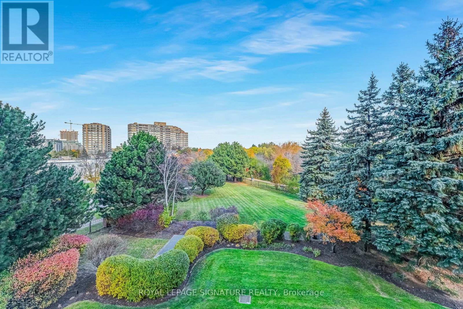 303 - 33 Weldrick Road E, Richmond Hill, Ontario  L4C 8W4 - Photo 23 - N12518180