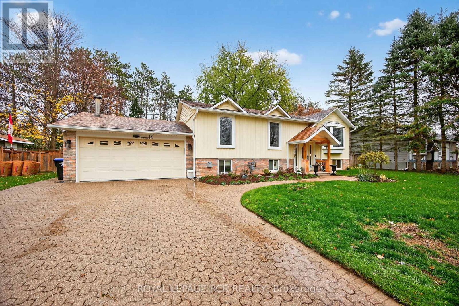 17 Pine Park Boulevard, Adjala-Tosorontio (Everett), Ontario  L0M 1J0 - Photo 2 - N12518222