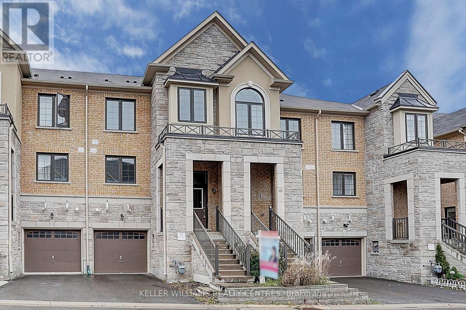 41 Milbourne Lane, Richmond Hill, Ontario  L4E 1G4 - Photo 2 - N12518238