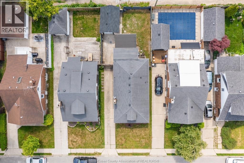 2241 Windermere Road, Windsor, Ontario N8W 2S7 - Photo 48 - 25028259