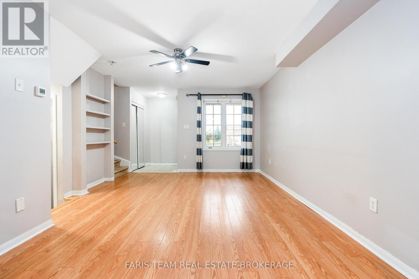 69 Pringle Drive, Barrie (Edgehill Drive), Ontario  L4N 0R2 - Photo 10 - S12518200