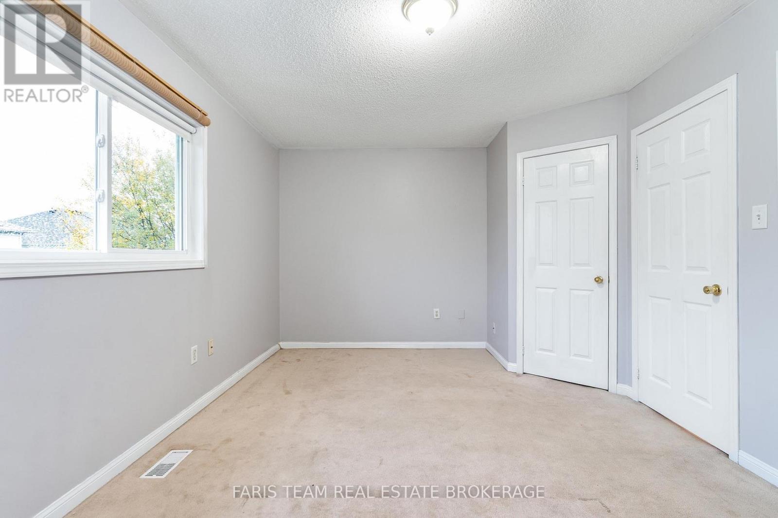 69 Pringle Drive, Barrie (Edgehill Drive), Ontario  L4N 0R2 - Photo 14 - S12518200