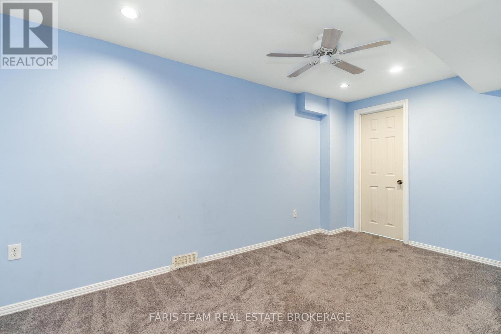 69 Pringle Drive, Barrie (Edgehill Drive), Ontario  L4N 0R2 - Photo 21 - S12518200