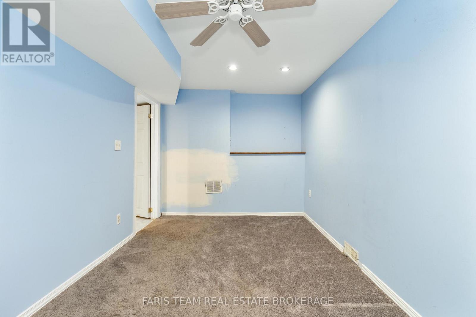 69 Pringle Drive, Barrie (Edgehill Drive), Ontario  L4N 0R2 - Photo 22 - S12518200