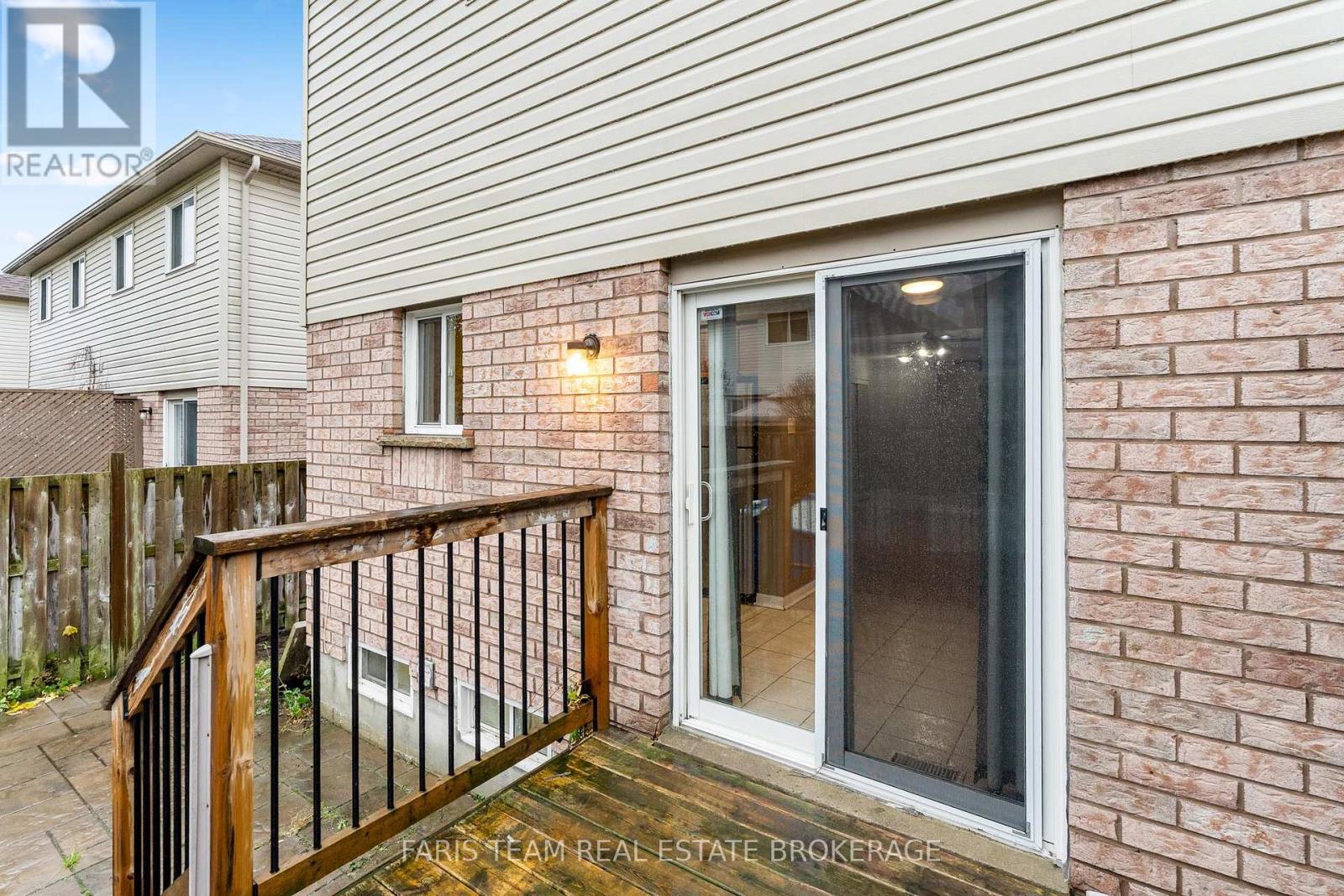 69 Pringle Drive, Barrie (Edgehill Drive), Ontario  L4N 0R2 - Photo 24 - S12518200