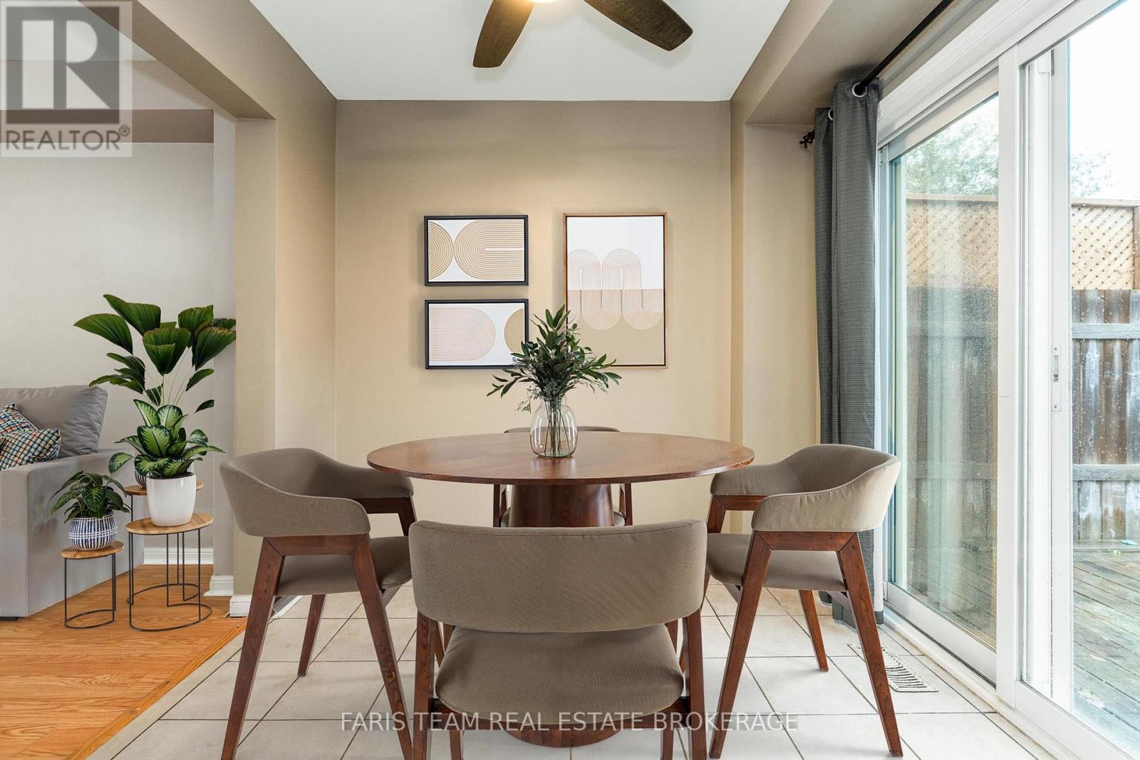 69 Pringle Drive, Barrie (Edgehill Drive), Ontario  L4N 0R2 - Photo 6 - S12518200