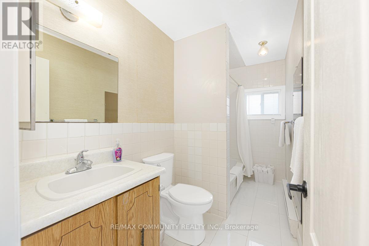 8 58th Street, Wasaga Beach, Ontario  L9Z 1W6 - Photo 9 - S12518276