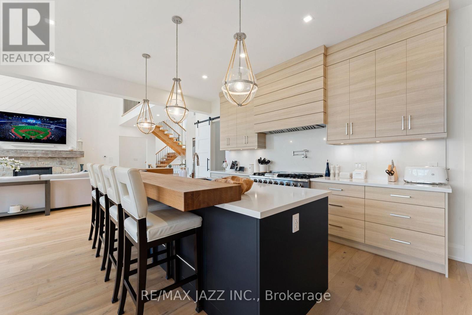 147 Elysian Fields Road, Kawartha Lakes, Ontario K0M 1G0 - Photo 13 - X12518312