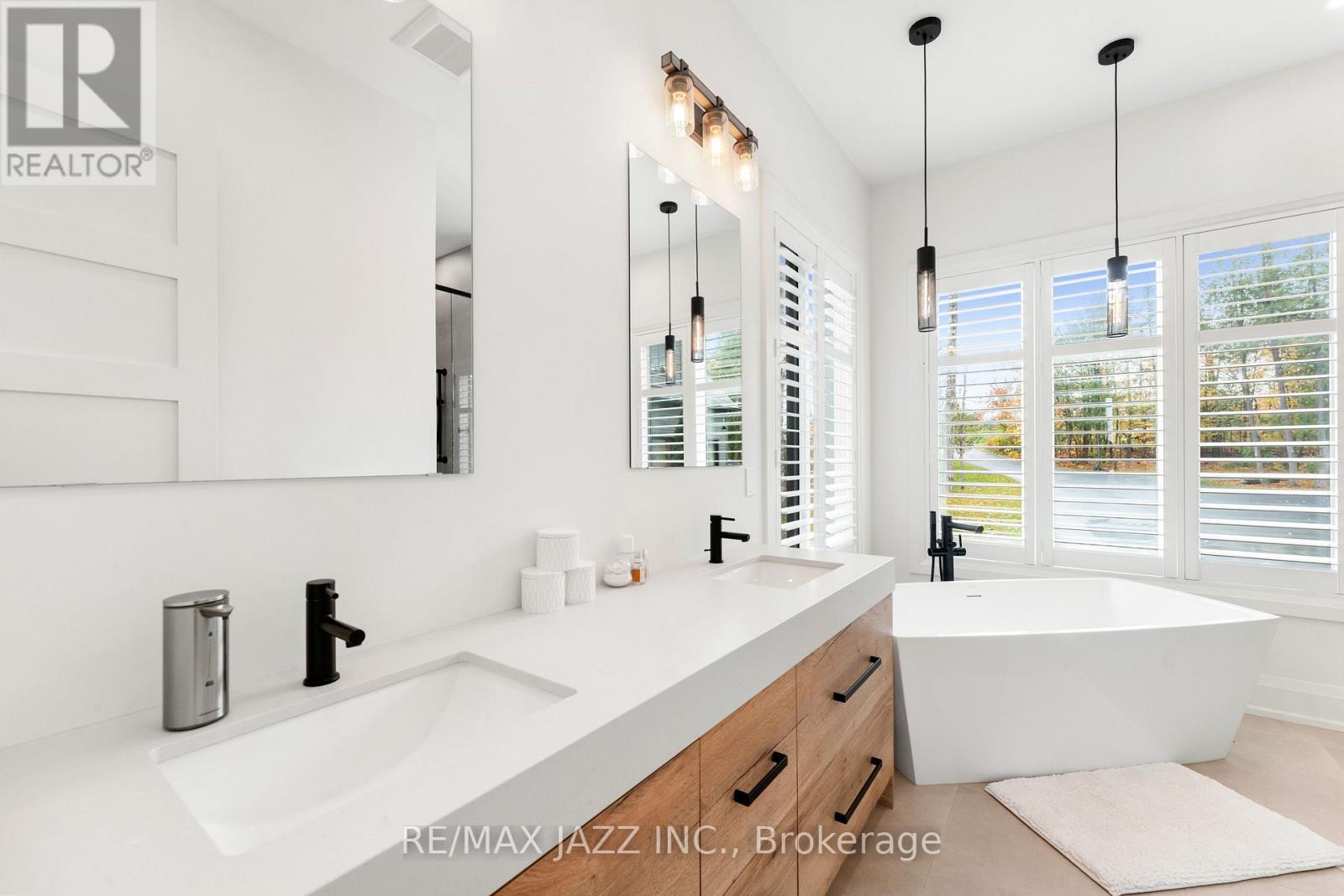 147 Elysian Fields Road, Kawartha Lakes, Ontario K0M 1G0 - Photo 18 - X12518312