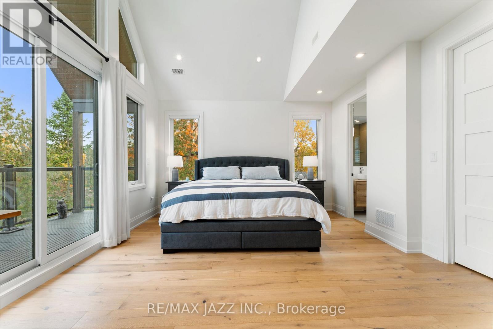 147 Elysian Fields Road, Kawartha Lakes, Ontario K0M 1G0 - Photo 25 - X12518312