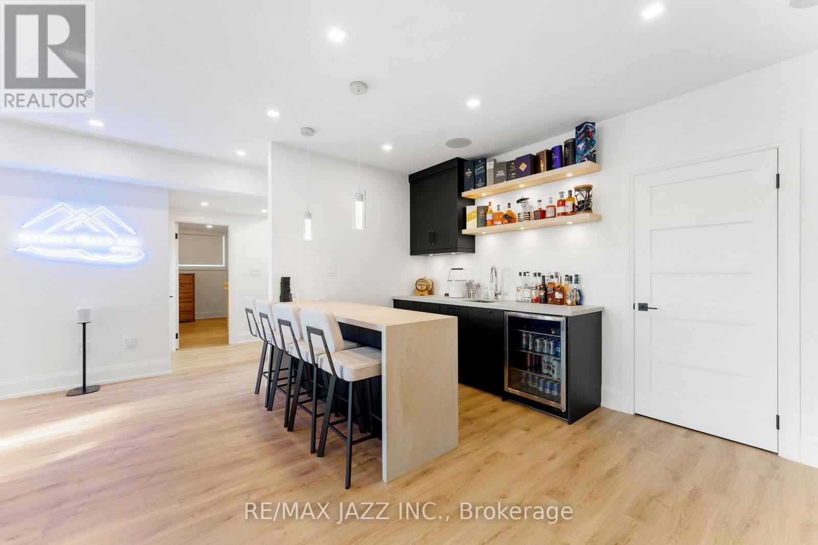 147 Elysian Fields Road, Kawartha Lakes, Ontario K0M 1G0 - Photo 32 - X12518312