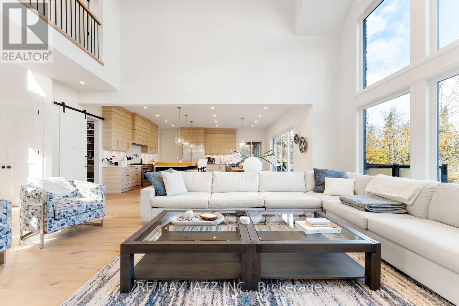 147 Elysian Fields Road, Kawartha Lakes, Ontario K0M 1G0 - Photo 9 - X12518312