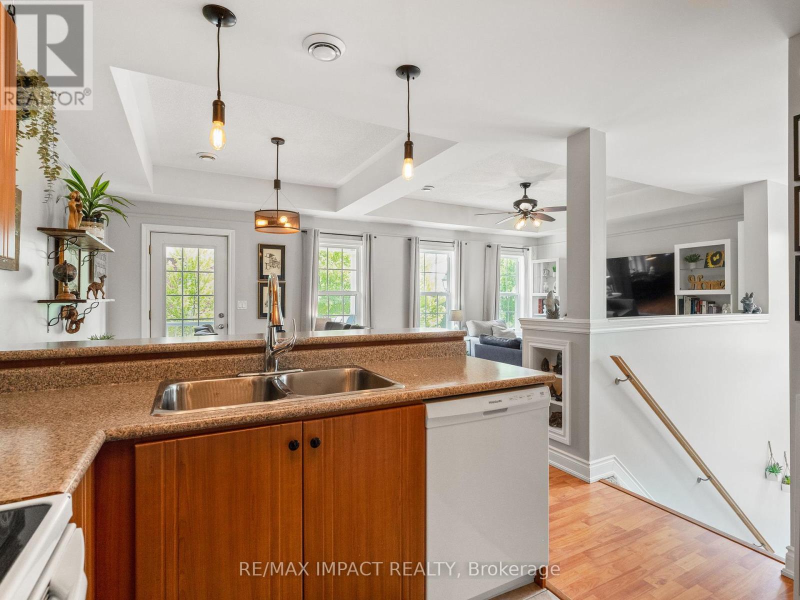 103 - 845 Smith Road, Cobourg, Ontario K9A 0C2 - Photo 8 - X12518432