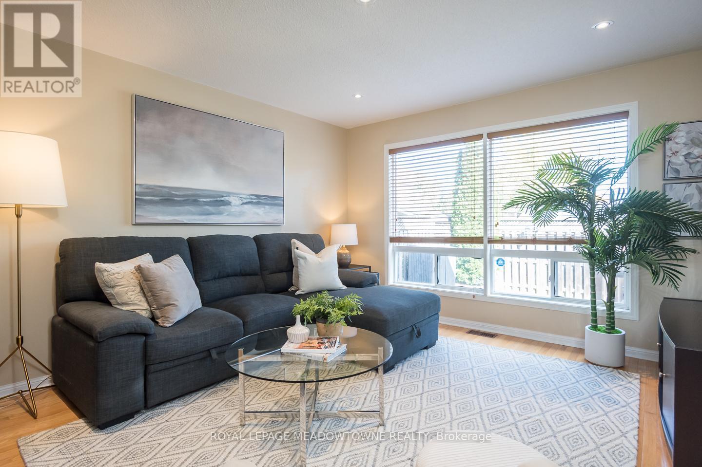 701 Thompson Road S, Milton, Ontario L9T 5W8 - Photo 11 - W12518110