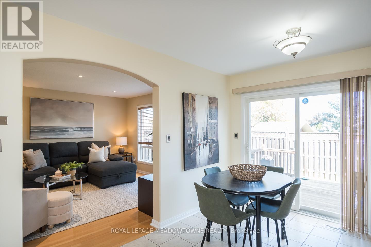 701 Thompson Road S, Milton, Ontario L9T 5W8 - Photo 18 - W12518110