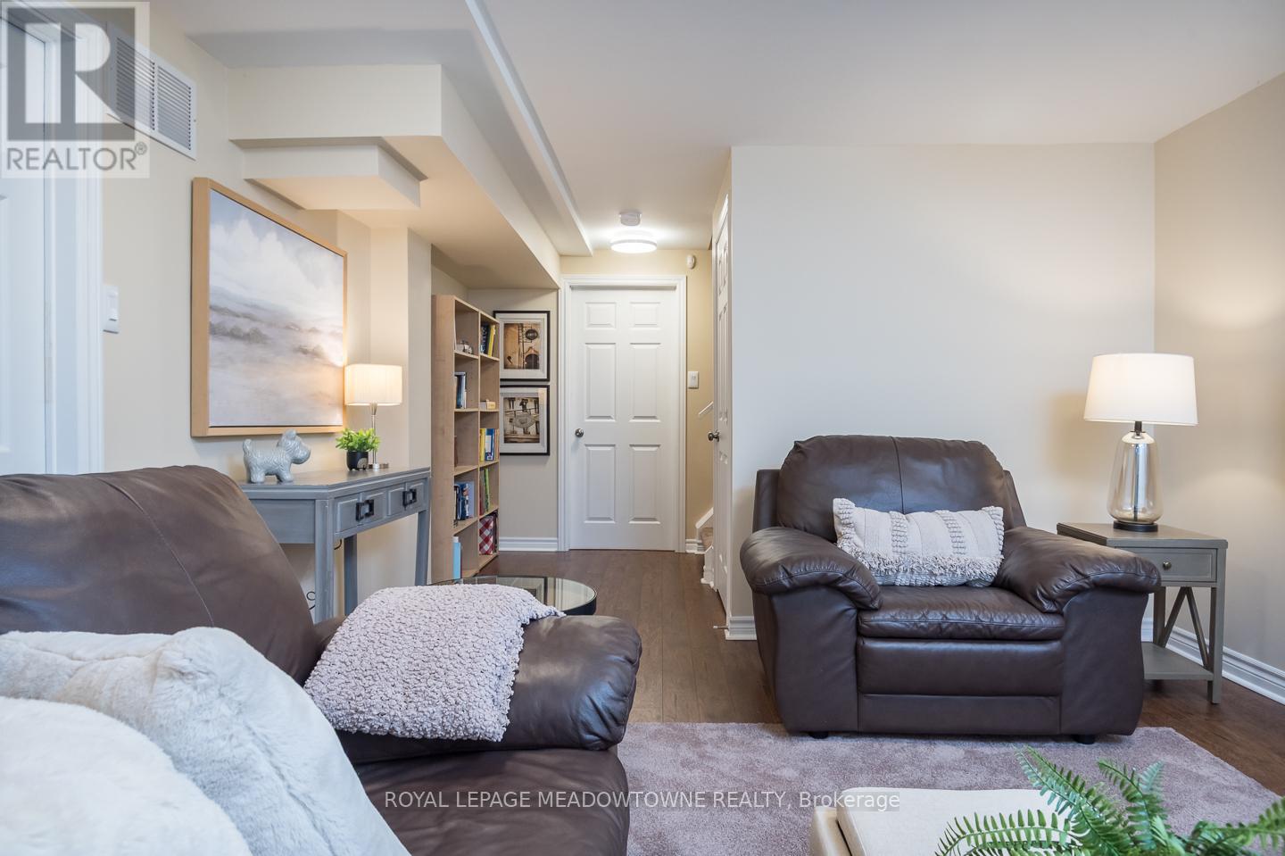 701 Thompson Road S, Milton, Ontario L9T 5W8 - Photo 35 - W12518110