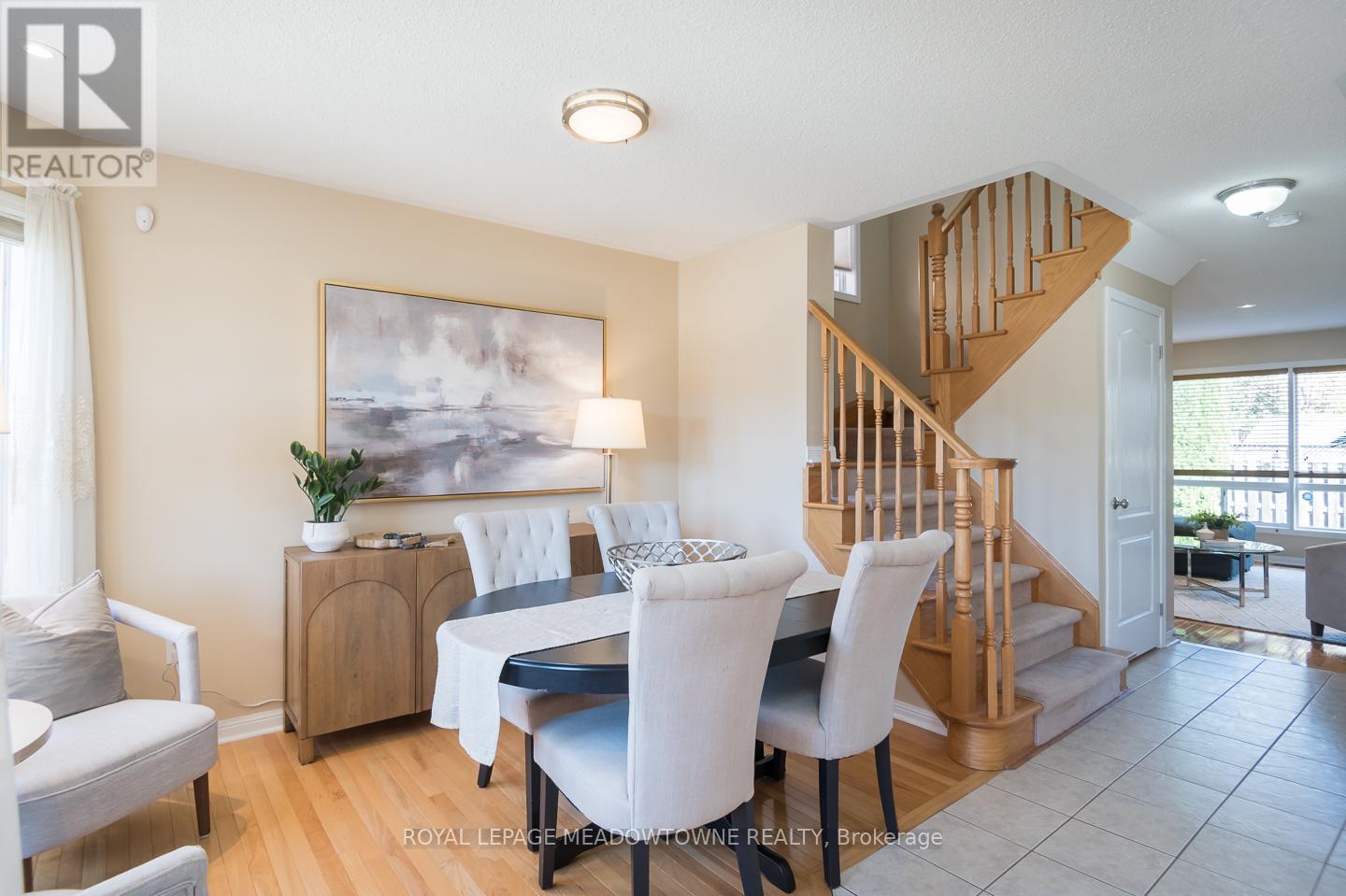 701 Thompson Road S, Milton, Ontario L9T 5W8 - Photo 4 - W12518110