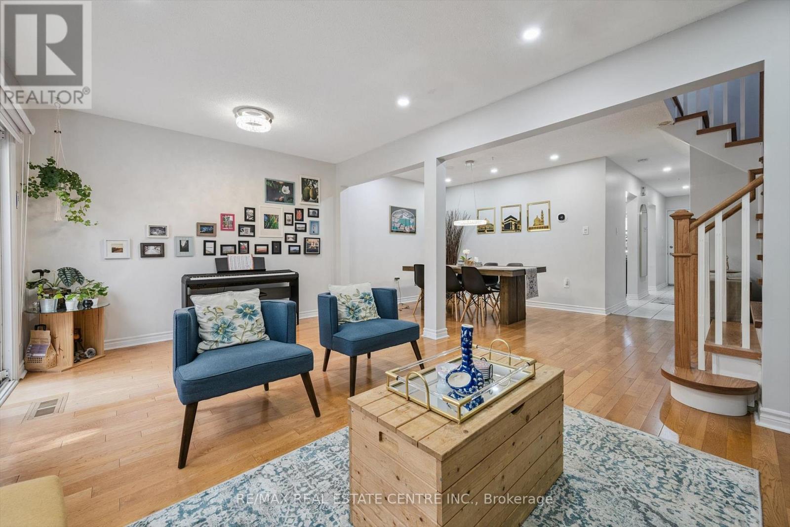 550 Ashprior Avenue, Mississauga, Ontario L5R 3N2 - Photo 14 - W12518128