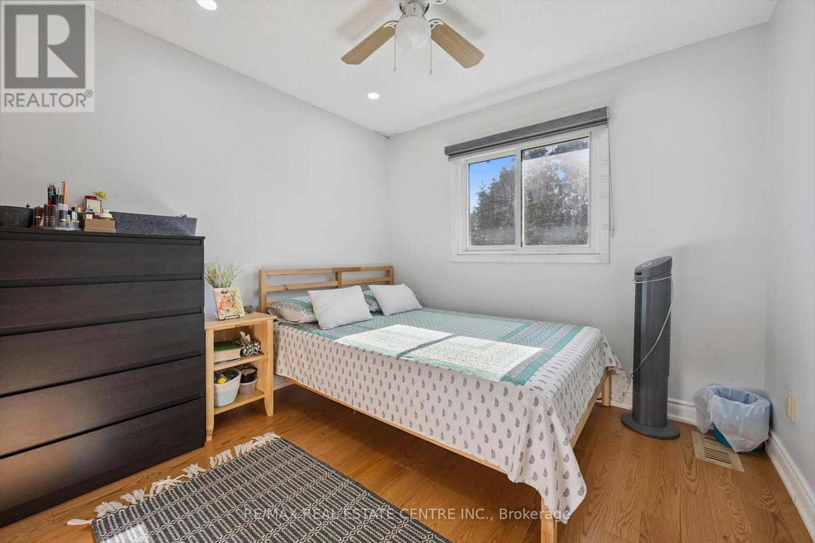 550 Ashprior Avenue, Mississauga, Ontario L5R 3N2 - Photo 23 - W12518128