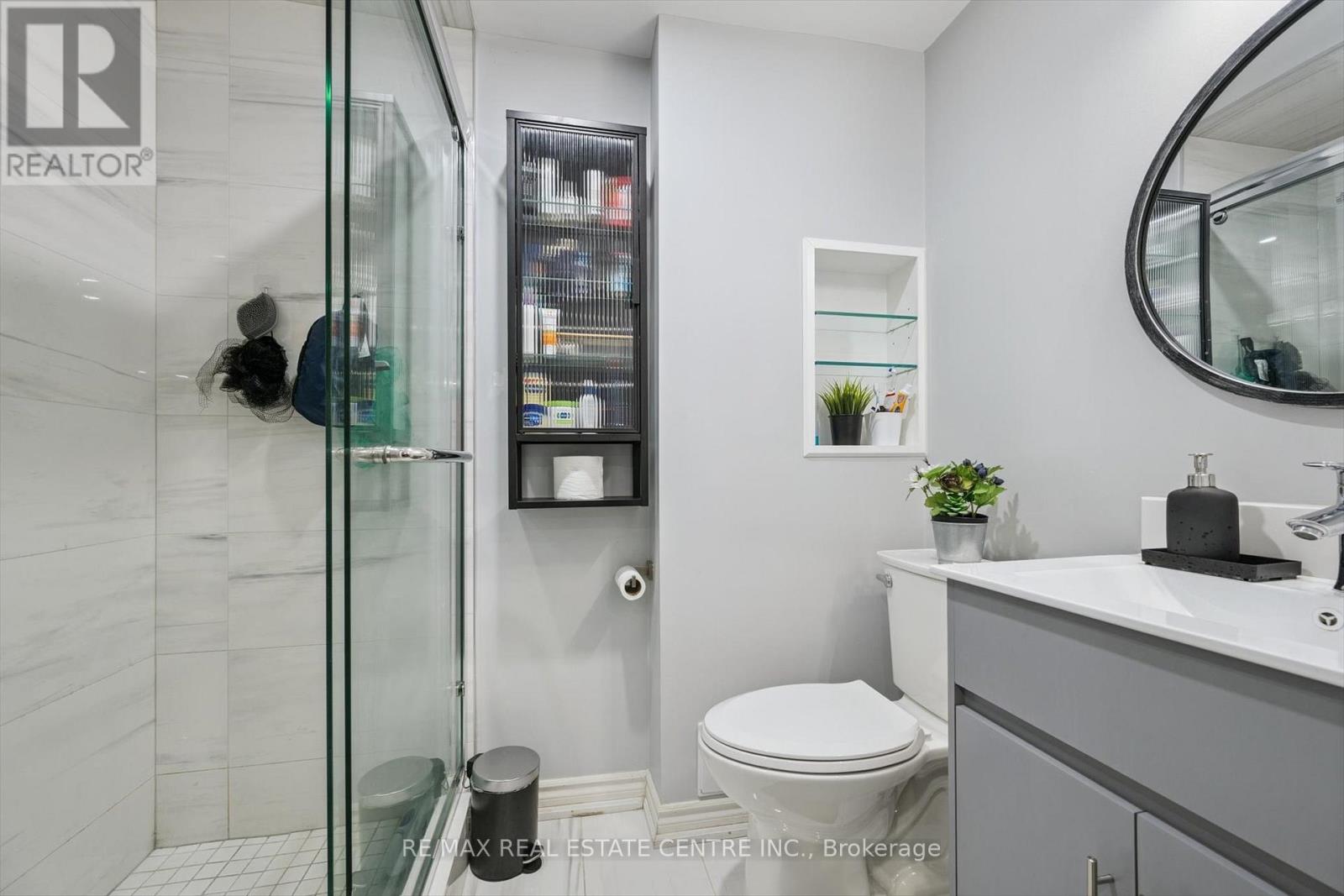 550 Ashprior Avenue, Mississauga, Ontario L5R 3N2 - Photo 34 - W12518128