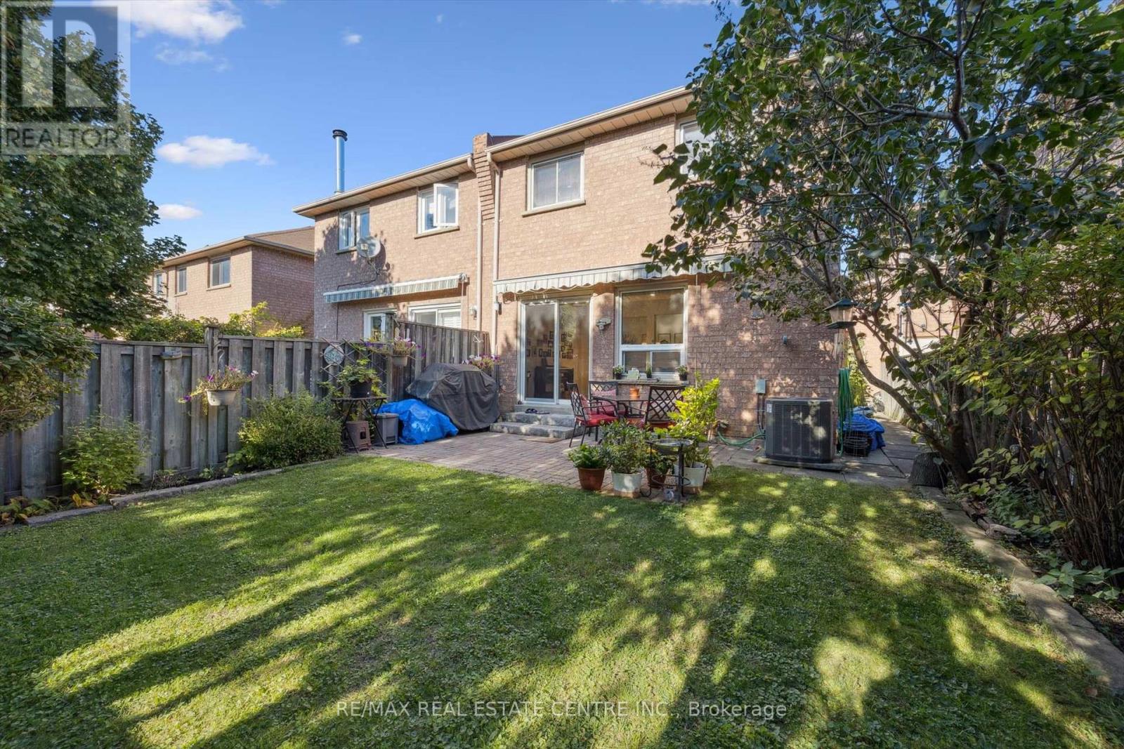 550 Ashprior Avenue, Mississauga, Ontario L5R 3N2 - Photo 37 - W12518128