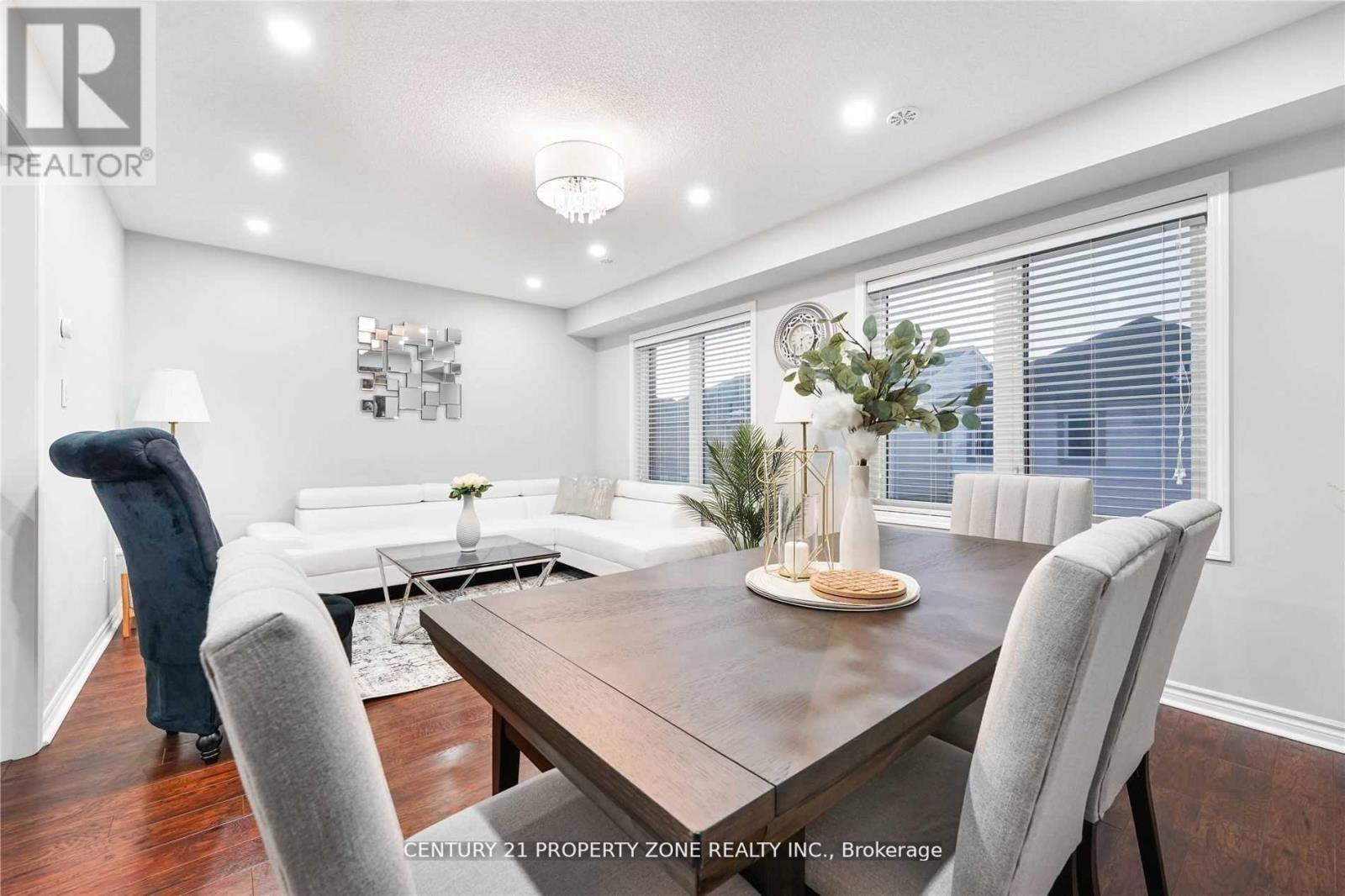 95 Bannister Crescent, Brampton, Ontario L7A 0G2 - Photo 5 - W12518136