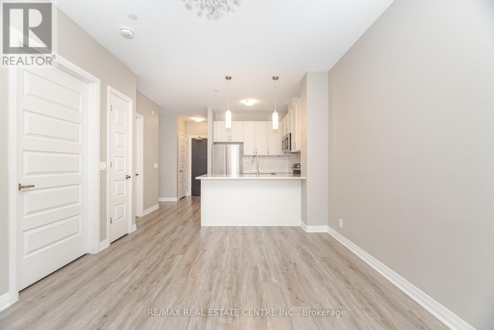 420 - 102 Grovewood Common Circle, Oakville, Ontario L6H 0X2 - Photo 25 - W12518138