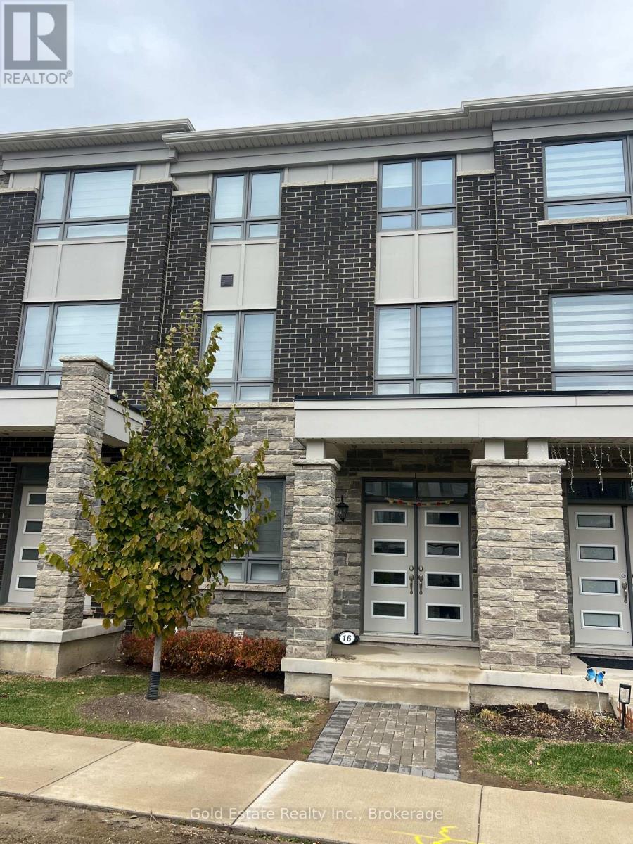 16 SUMMER WIND LANE, Brampton, Ontario