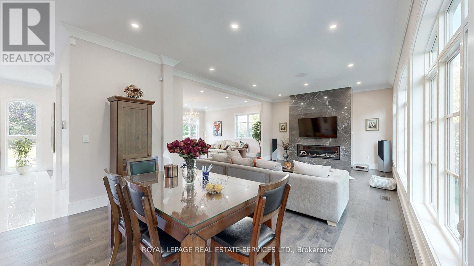 1286 Cambridge Drive, Oakville, Ontario L6J 1S1 - Photo 8 - W12518168