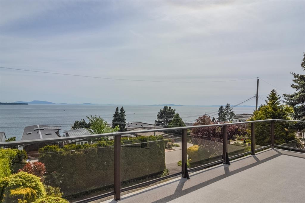 14371 Sunset Drive, White Rock, British Columbia  V4B 2V4 - Photo 6 - R3065467