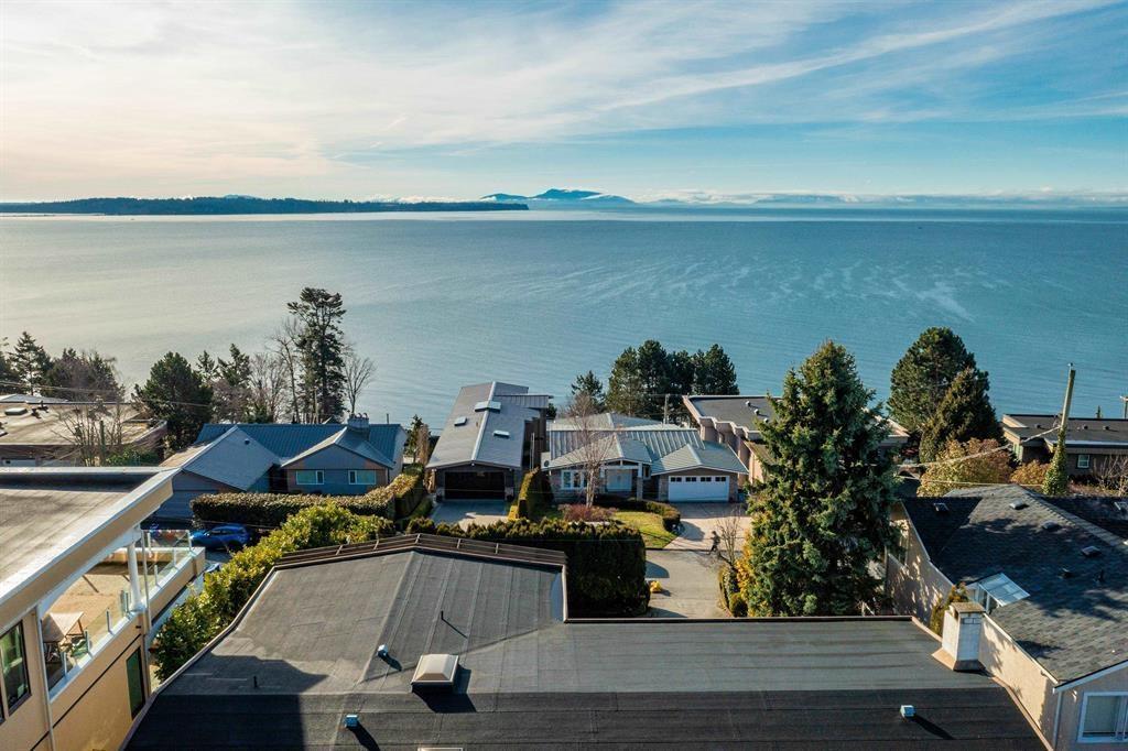 14371 Sunset Drive, White Rock, British Columbia  V4B 2V4 - Photo 2 - R3065467