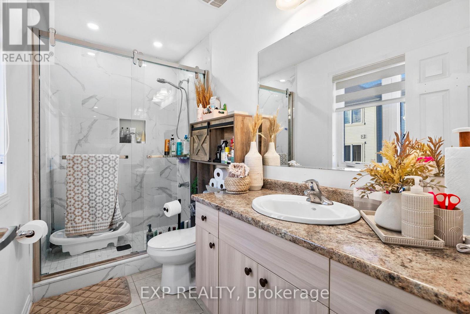 146 Vanhorne Close, Brampton, Ontario  L7A 0G2 - Photo 24 - W12518170