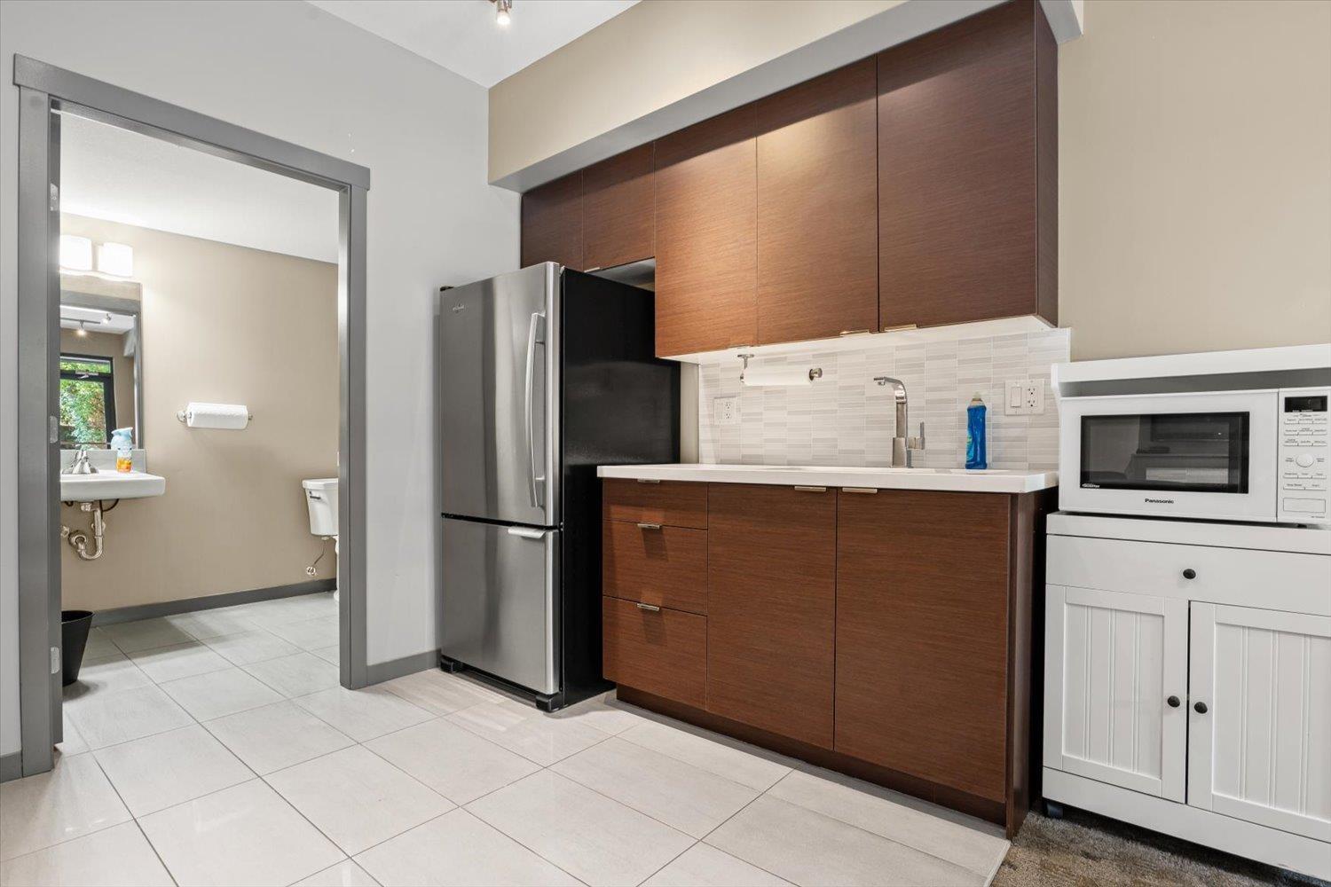 202 19201 66a Avenue, Surrey, British Columbia  V4N 6N7 - Photo 30 - R3064985