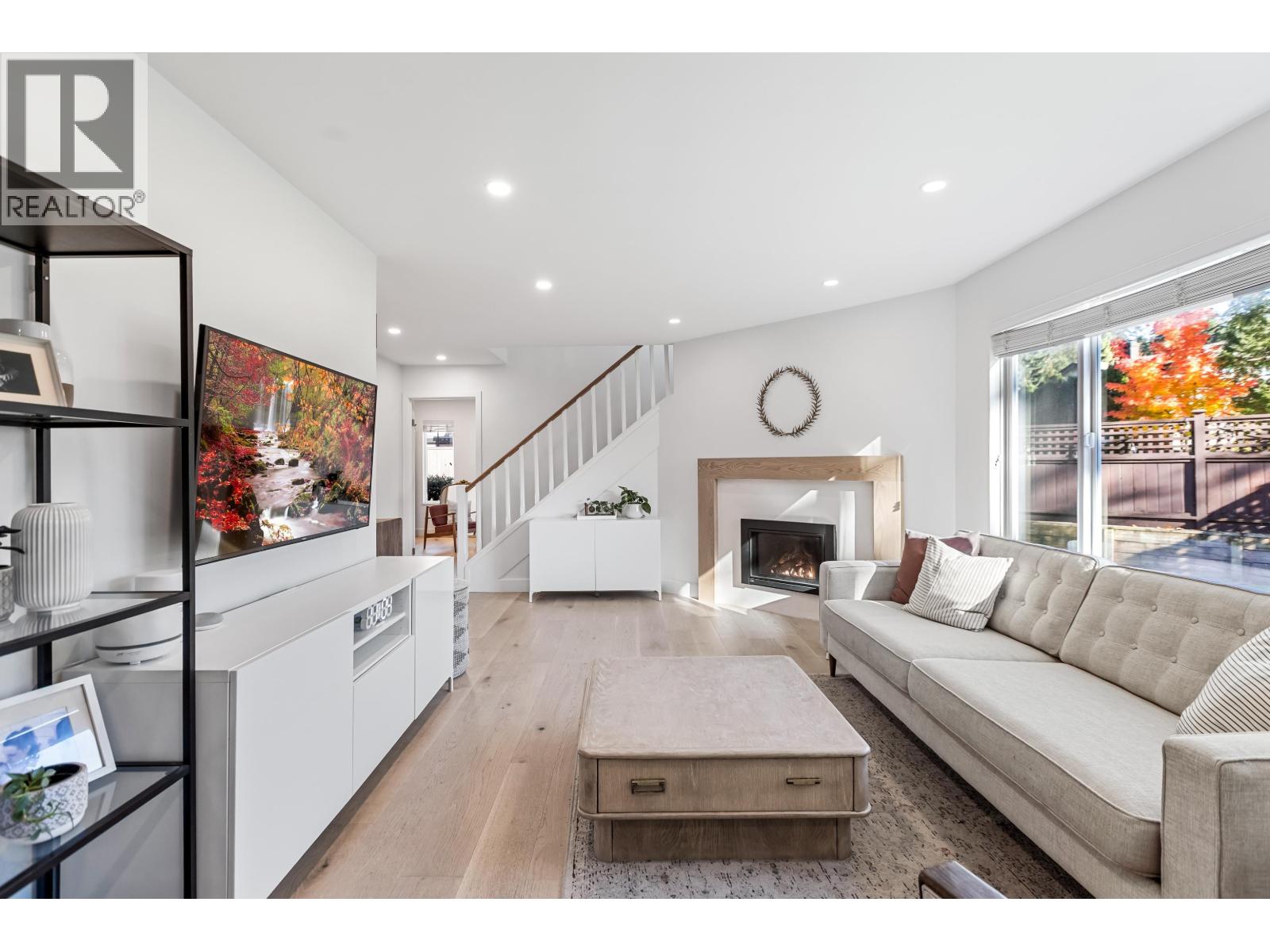 106F 3655 SHAUGHNESSY STREET, Port Coquitlam, British Columbia