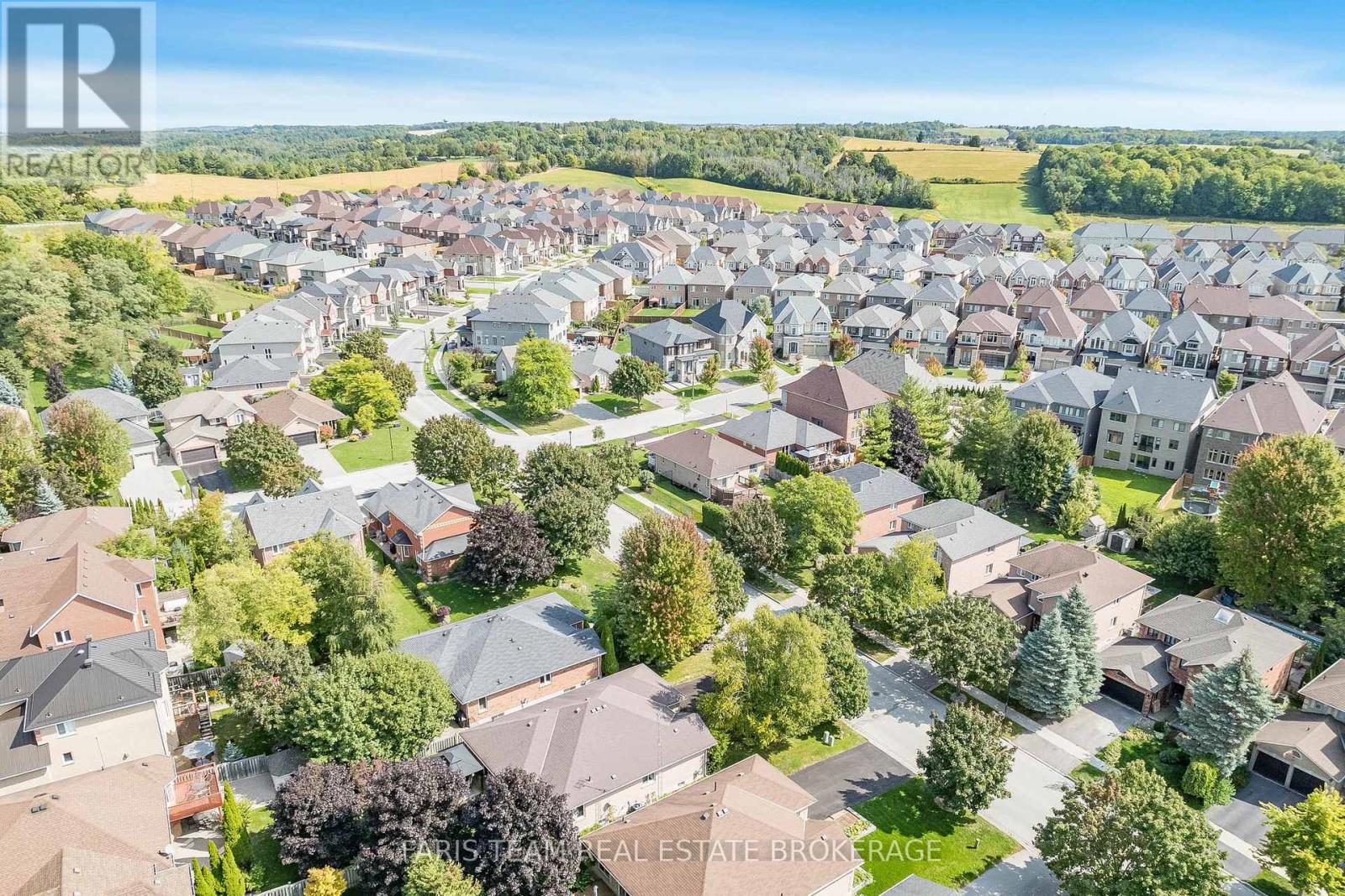 2 Forest Edge Crescent, East Gwillimbury, Ontario  L9N 1R8 - Photo 38 - N12460085