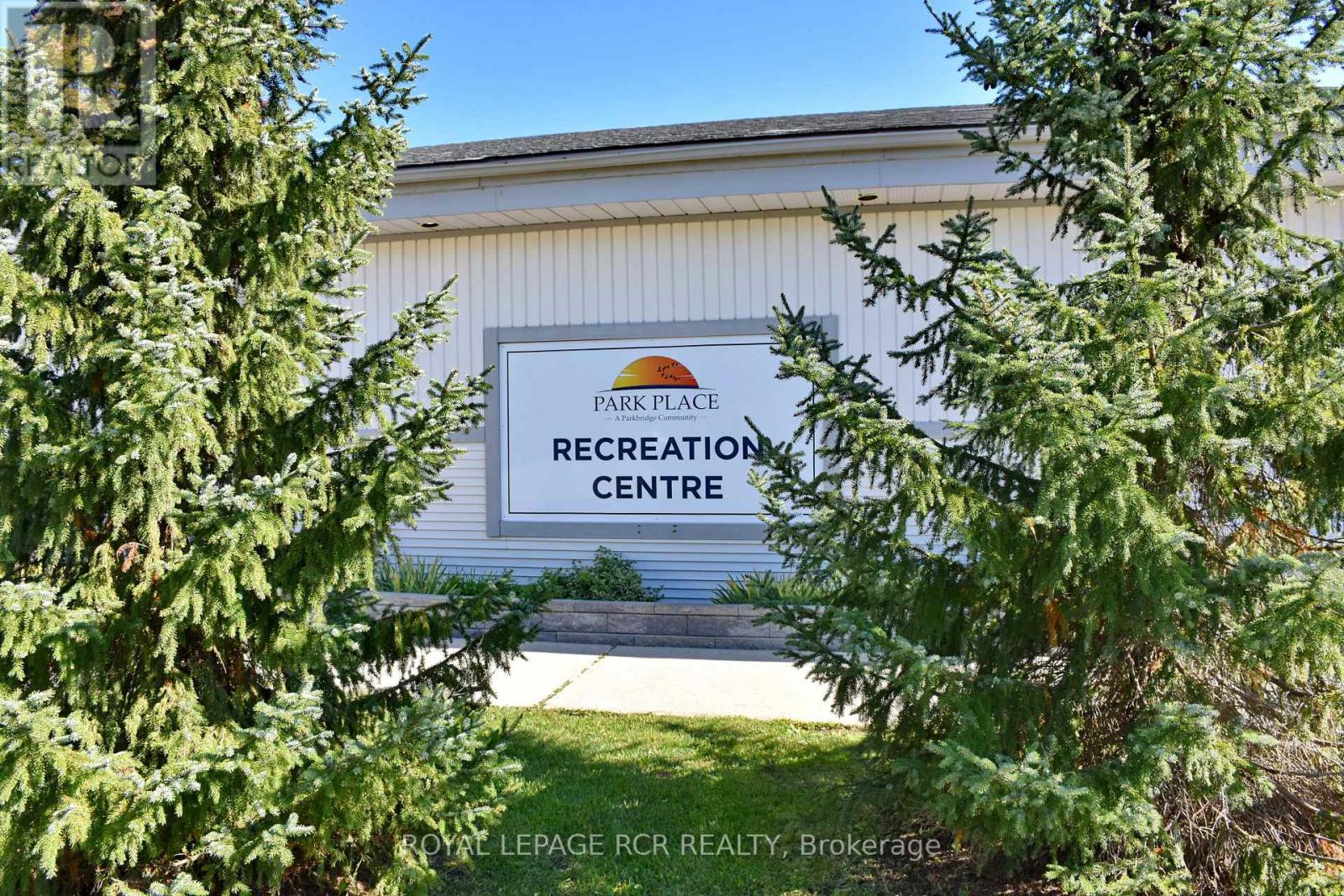 9 Indiana Avenue, Wasaga Beach, Ontario  L0L 2P0 - Photo 23 - S12333053