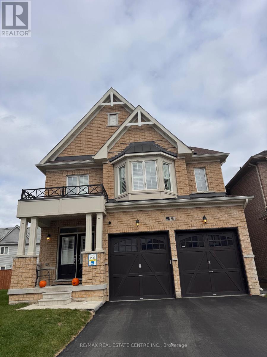 50 Royal Fern Crescent, Caledon, Ontario  L7C 4H1 - Photo 4 - W12478409