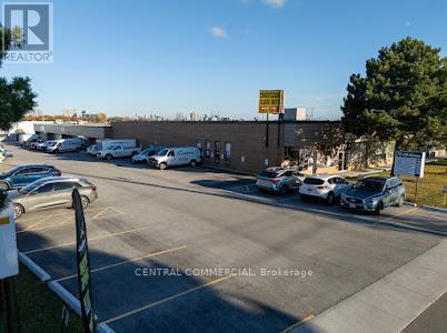 779 Alness Street, Toronto (York University Heights), Ontario  M3J 2H8 - Photo 2 - W12516030