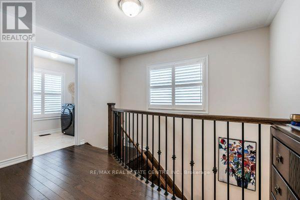 50 Royal Fern Crescent, Caledon, Ontario  L7C 4H1 - Photo 24 - W12478409