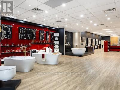 779 Alness Street, Toronto (York University Heights), Ontario  M3J 2H8 - Photo 9 - W12516030