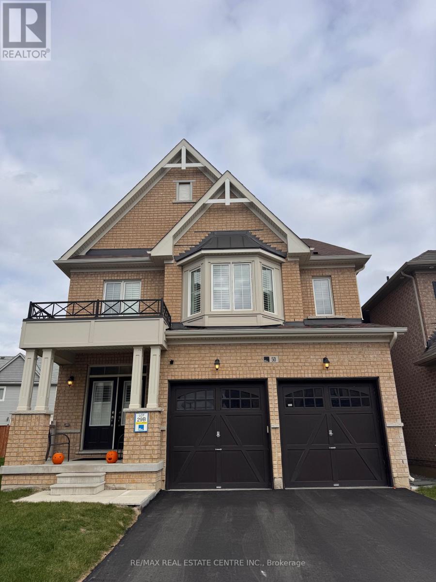 50 Royal Fern Crescent, Caledon, Ontario  L7C 4H1 - Photo 5 - W12478409