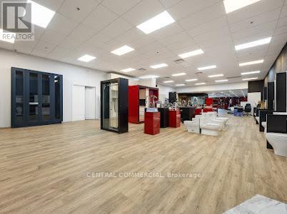 779 Alness Street, Toronto (York University Heights), Ontario  M3J 2H8 - Photo 10 - W12516030