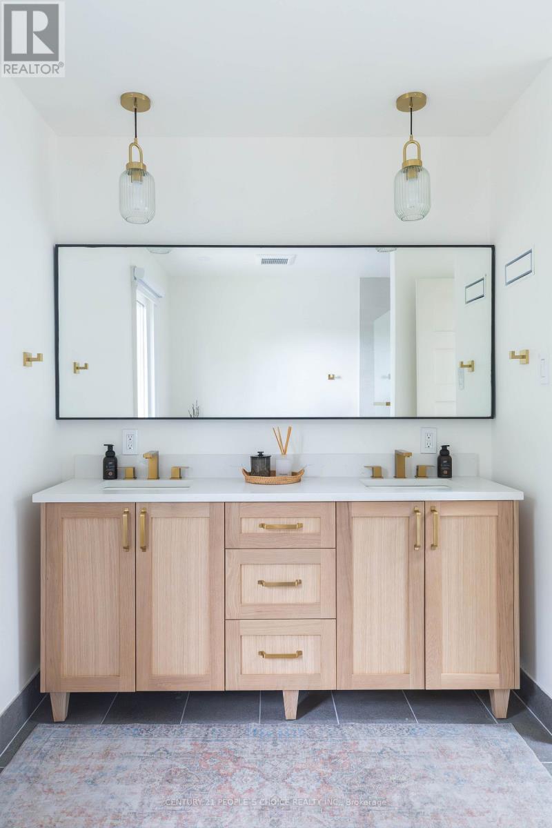 7 Carl Crescent, Hamilton, Ontario L0R 2H4 - Photo 23 - X12455168