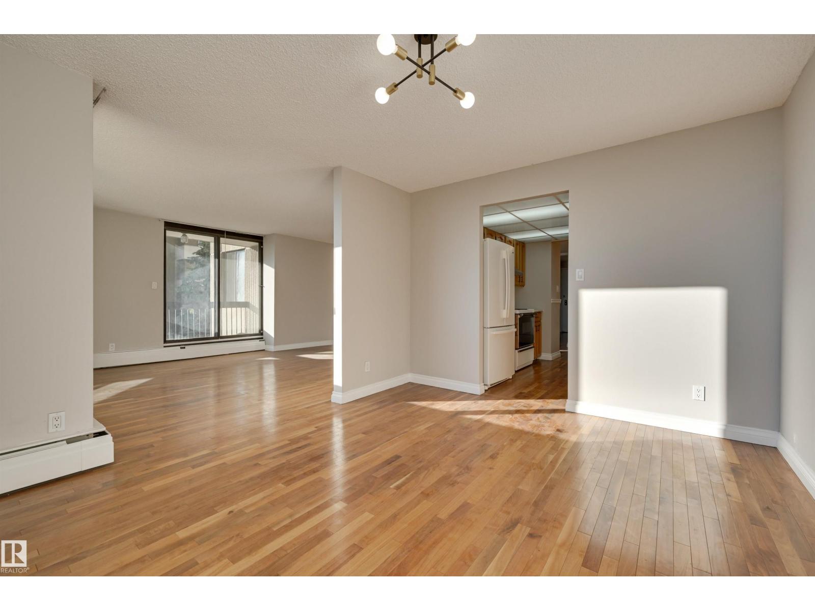 #301 9921 104 St Nw, Edmonton, Alberta T5K 2K3 - Photo 13 - E4463640