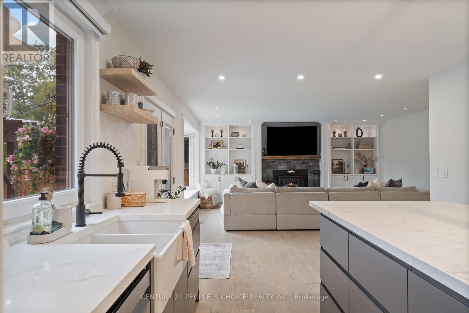 7 Carl Crescent, Hamilton, Ontario L0R 2H4 - Photo 11 - X12455168