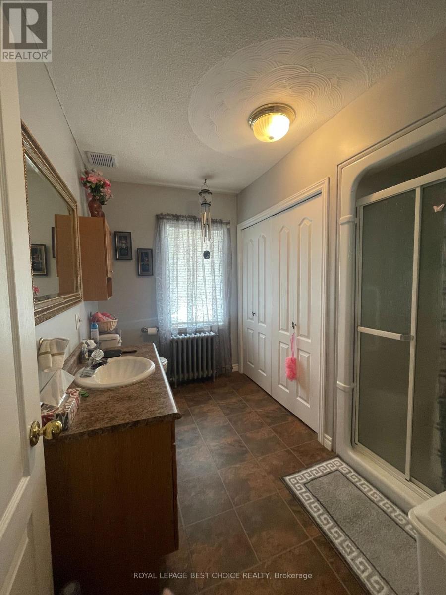 8 Dixon Avenue, Kirkland Lake, Ontario  P2N 1V9 - Photo 17 - T12518342