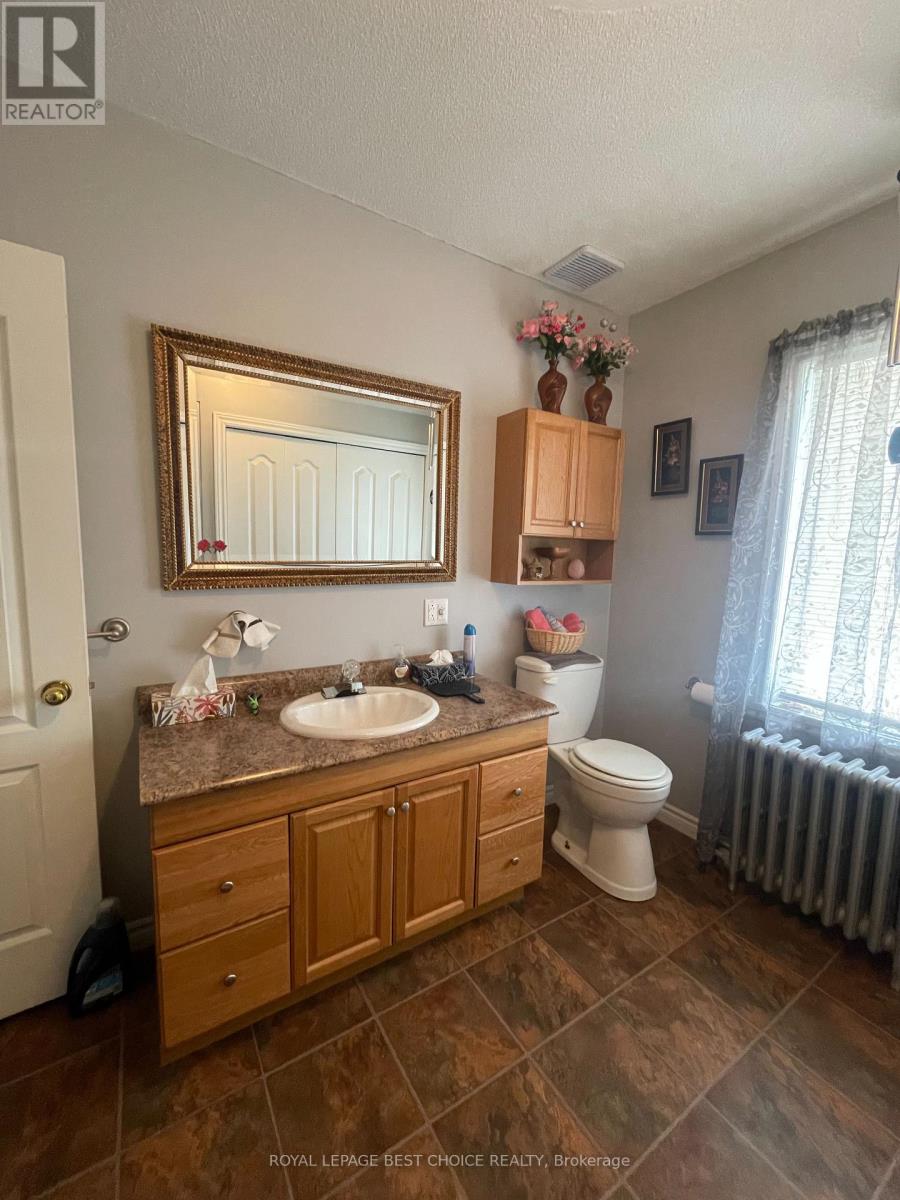 8 Dixon Avenue, Kirkland Lake, Ontario  P2N 1V9 - Photo 19 - T12518342